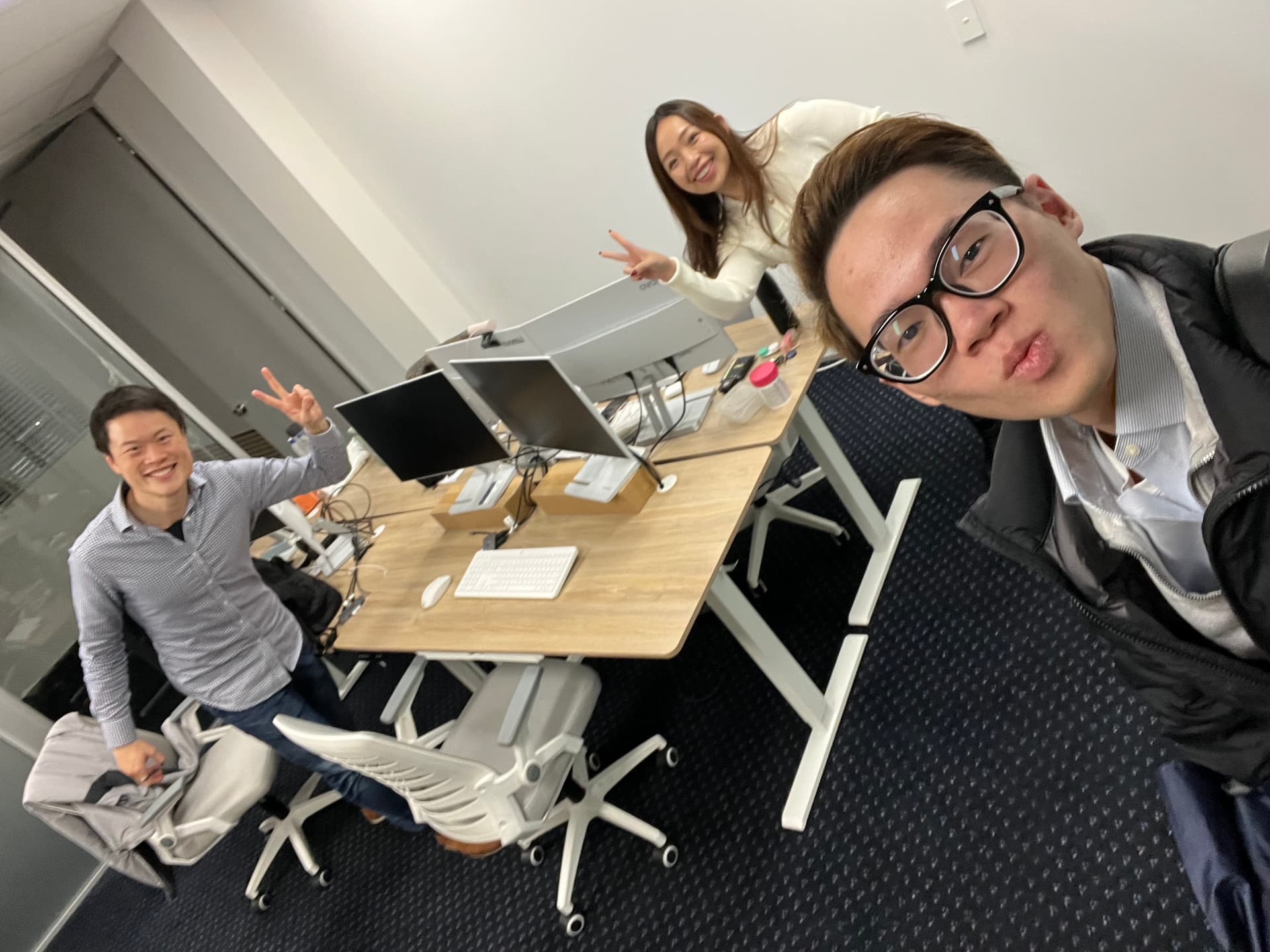 Sydney, at Above Advisory. I worked as Social Media Marketing Manager under Molly Lim, an award-winning founder (2025 IFPA Award, Top 50 Women in Accounting 2024, 2024 Small Business Advisor Award). She is one of the reasons Sydney taught me what it taught me.