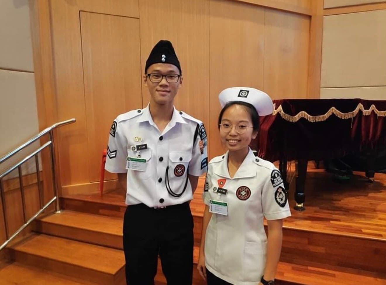 Qin Yan and me, secondary school. She is one of the few people I would call a real 贵人.